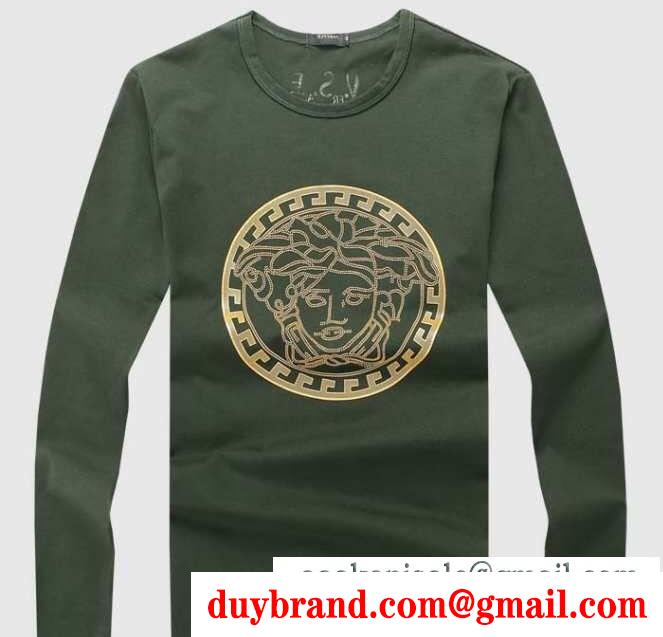 上品な雰囲気が漂うVersace コピー、ヴェルサーチの男性長袖tシャツ