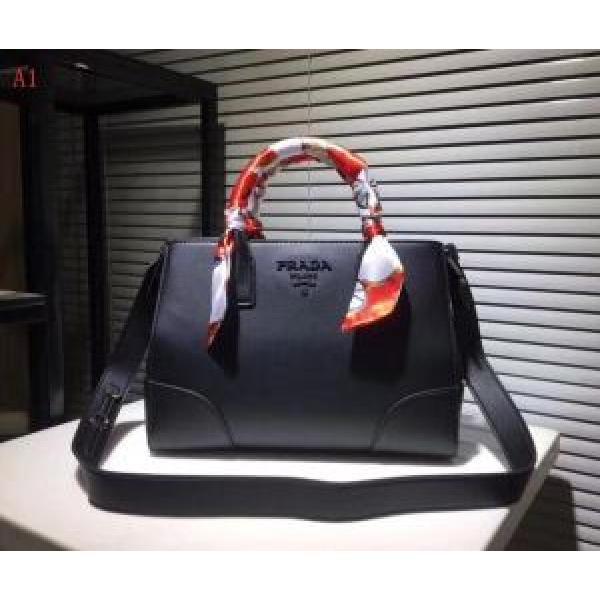 Siêu tiêu chuẩn Mùa thu / Mùa đông siêu nổi tiếng nổi tiếng nổi tiếng phổ biến Purada Prada Tote Bag nhân vật nhiều màu sắc