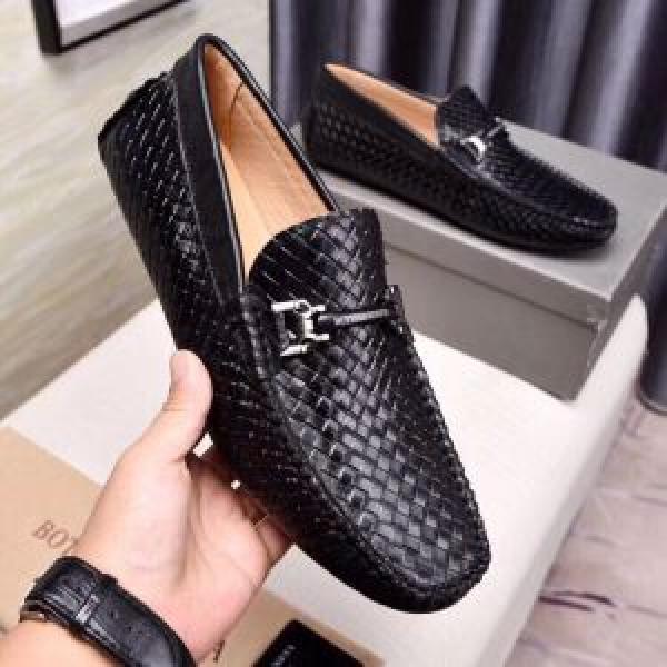 Kết cấu tự nhiên Bottega Veneta mùa này xuất hiện mới nổi tiếng Giày bình thường Bottega Veneta_ Sneakers