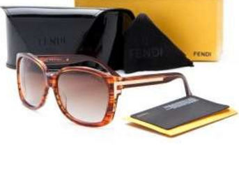 Kính râm Fendi Fendi sành điệu thời trang