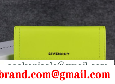 上質 美品 givenchy ジバンシィ レディース フラップ財布 長財布 グリーン