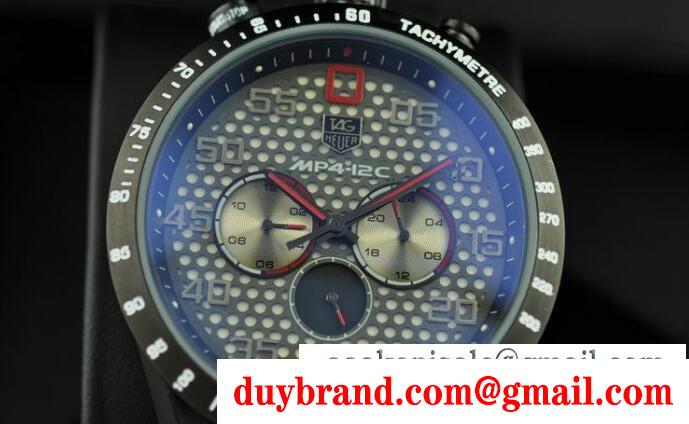大人のお洒落を感じさせるタグホイヤー、Tag heuerの最安値お買い得の黒いメンズウォッチ