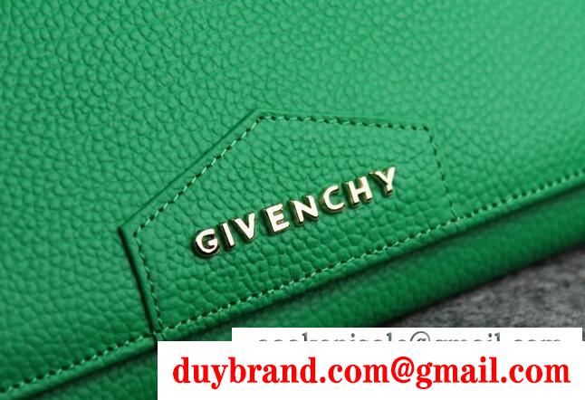上品感が漂うジバンシィ 激安、givenchyの緑2折り女性長財布