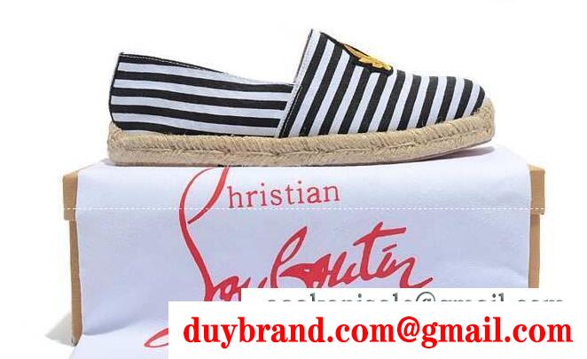 可愛い印象をプラスしてくれるクリスチャンルブタン コピー、christian louboutinの格子柄のレディースパンプス靴