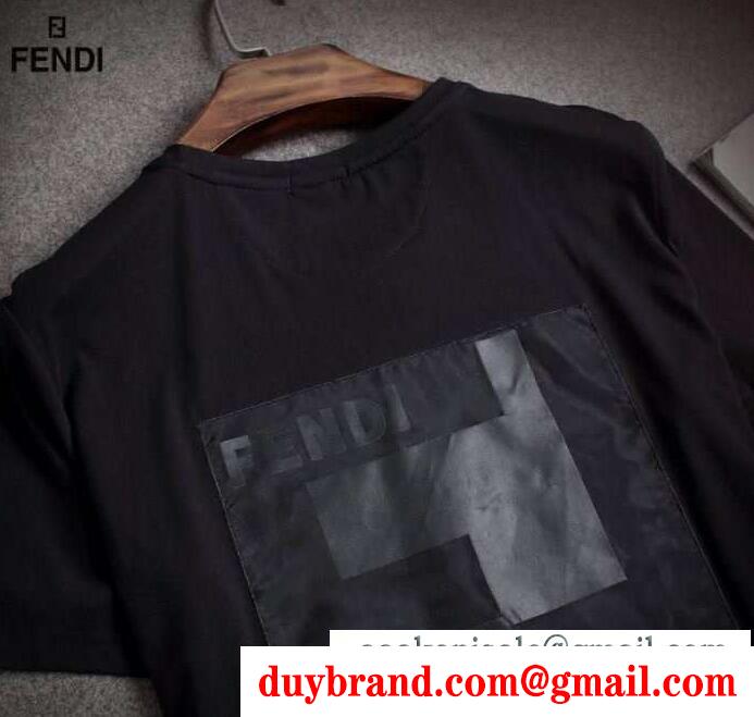 快適さのFendi、フェンディの激安大特価大人気なメンズ半袖Tシャツ、ショートパンツ上下セット