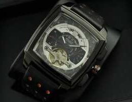TAG TOIRE với sự hiện diện mạnh mẽ, giá siêu đặc biệt của Tag Heuer, đồng hồ nam đen giá rẻ _ TAG heuer_ Thương hiệu giá rẻ 