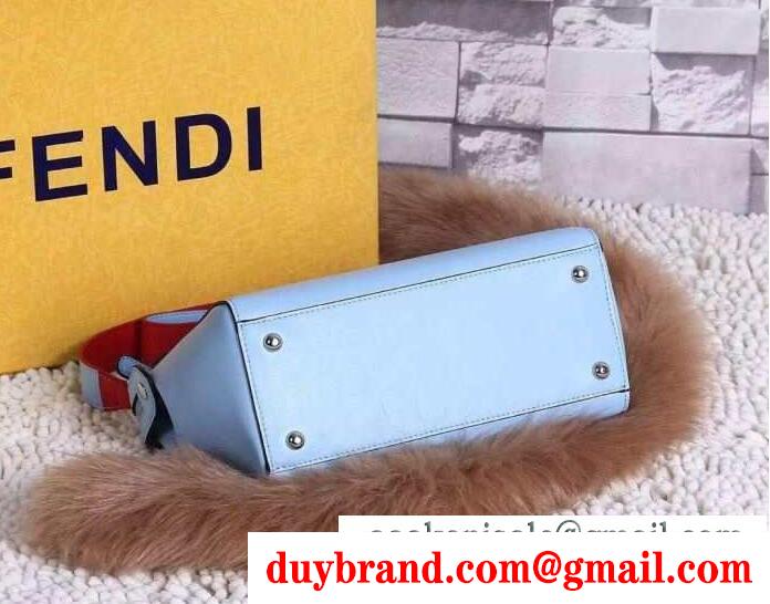 大人っぽいフェンディ ピーカブー コピー、fendiの新作登場のレディースハンドバッグ