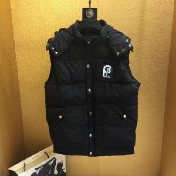 Prada Down Vest Prada Kích thước lớn Kích thước lớn bên ngoài Thời trang mát mẻ Thời trang Ánh sáng Thông thường TPET COLD EPENSE