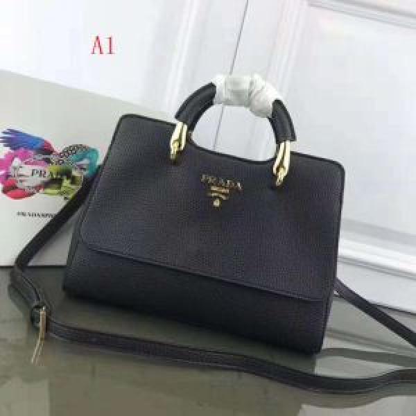 Số lượng hạn chế hạn chế và thời trang thanh lịch Người nổi tiếng yêu thích Túi xách Prada 4 Lựa chọn màu