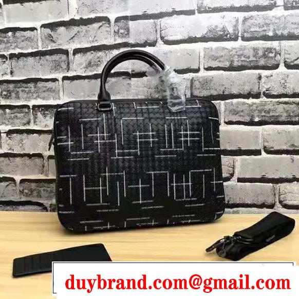  圧倒的人気新着 ボッテガ ヴェネタ BOTTEGA VENETA 一味違うデザイン ハンドバッグ 数量限定再入荷