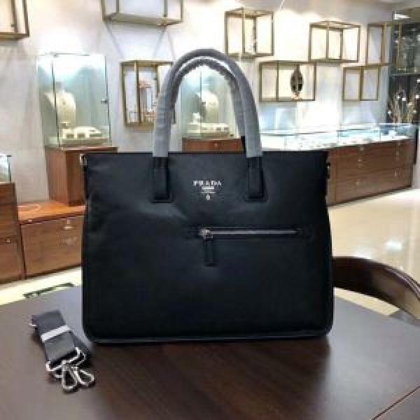 18SS Beauty Prada Fashion đã tiến hành Prada Người nổi tiếng Patriot & vai tay