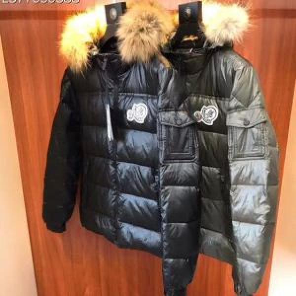 Moncler Moncler Down Jacket 2 Lựa chọn màu với các mặt hàng rất phổ biến rất phổ biến ở !