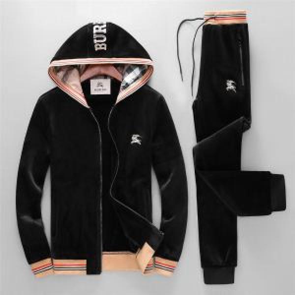 Burberry Burberry Upper và Lower Set rất phổ biến những người nổi tiếng cũng là những sản phẩm yêu thích