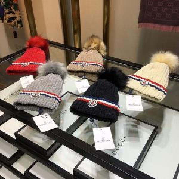 KNIT HAT/KNIT CAP Sản phẩm phổ biến Màu sắc mới nhất Moncler Moncler Moncler Phổ biến phổ biến phổ biến phổ biến của _ Hat Muffler Bộ giảm âm