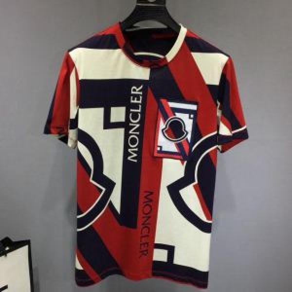 Moncler moncler tay áo ngắn t -shirt dành cho người lớn dễ thương theo phong cách kiểm duyệt tiêu chuẩn để đi lại cho các kỹ năng _ tay áo ngắn t -shirt _ thời trang nam