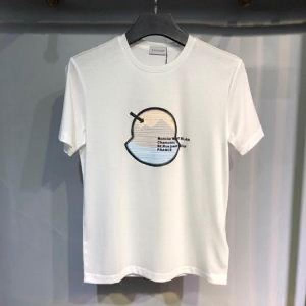 Sang trọng là phổ biến Moncler Moncler Sleeve T -shirt 2 Lựa chọn màu 2019 Mùa xuân / Mùa hè tiếp tục bán hàng phổ biến