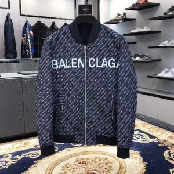 Chủ đề phổ biến Blouson 2 -Mol...