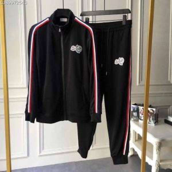 Xem Bộ sưu tập mới Đảm bảo chính hãng 19 Moncler Moncler Geki Rare hiếm khó có thể có được bộ trên và cấp dưới của Moncler