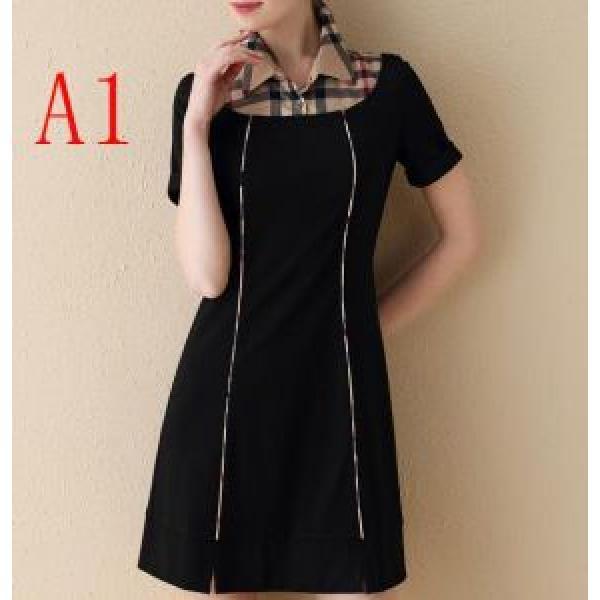 4 Lựa chọn màu sắc Burberry Burberry One Piece _ One Piece