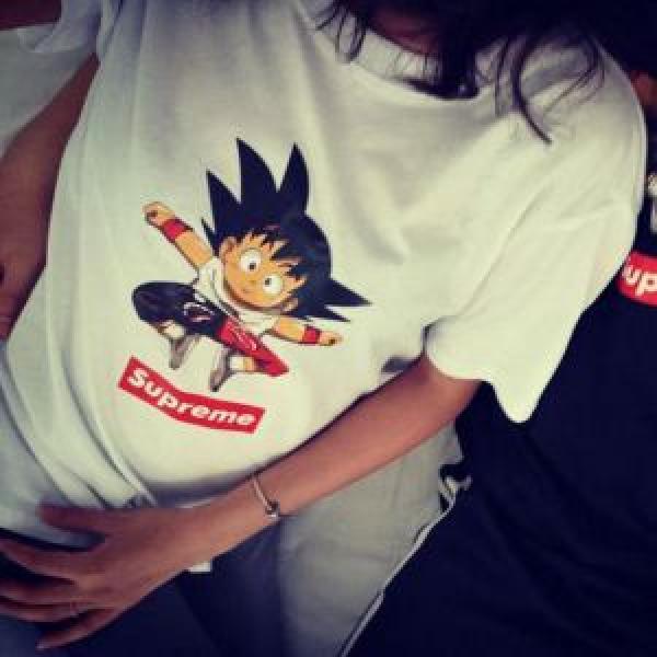 2019 Mùa xuân / Mùa hè tiếp tục được bán phổ biến vào mùa hè này Supreme Short Sleeve t -shirt 3 màu sắc