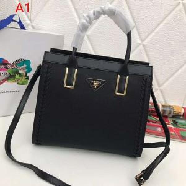 Các mục Xu hướng mùa xuân / hè 2019 Mind Up Bộ sưu tập mới nhất Prada Túi xách 3 Túi màu _ Prada Ladies Bags_ Bag Ladies