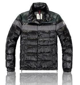 Moncler Logo Wappen Spring Mon...