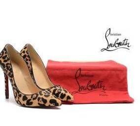 Hiệu ứng chân đẹp Christian Louboutin Super Christian Louboutin sử dụng máy bơm _Ristian louboutin_ Thương hiệu giá rẻ (lớn nhất )