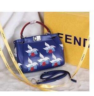 Bán cho giá thấp Fendi Fendi T...