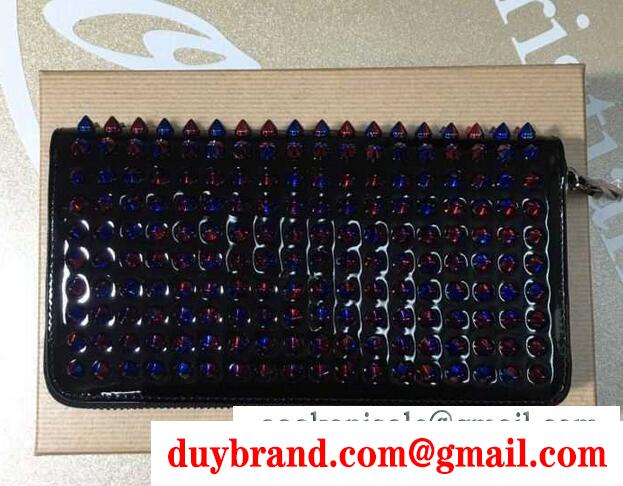 見た目のCHRISTIAN louboutin 最高品質のルブタン スタッズ付き財布 コピー