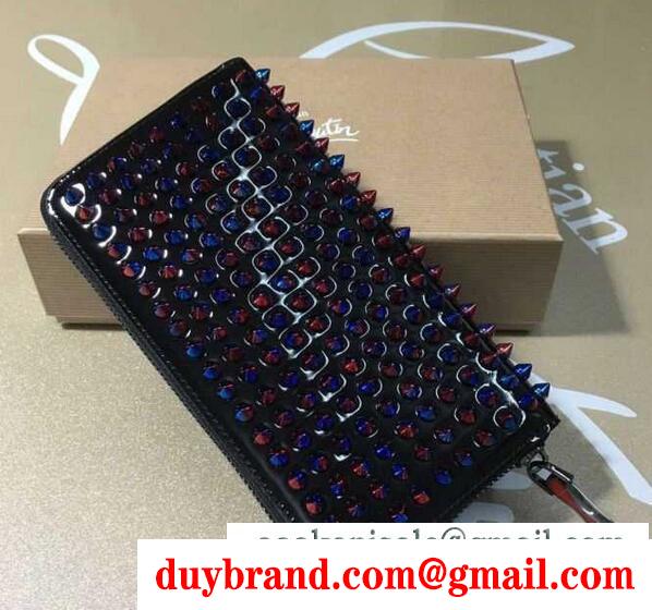 見た目のCHRISTIAN louboutin 最高品質のルブタン スタッズ付き財布 コピー