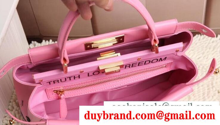 限定品 fendi バックパック人気 レディース フェンディ 活躍するモデル