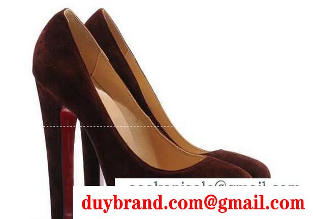 履き心地もいいルブタン靴 レディース christian louboutin 申し分なしヒールパンプス