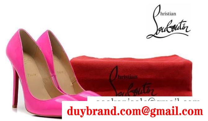 おしゃれなクリスチャン ルブタン スーパー コピー christian louboutin 甘すぎず上品なパンプス