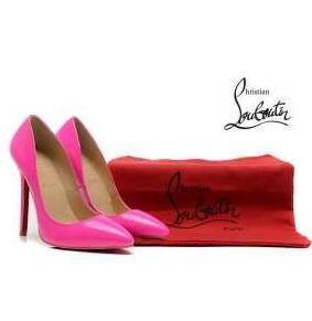 Christian Louboutin Super Christian Louboutin sành điệu và thanh lịch _Ristian Louboutin _ Thương hiệu giá rẻ (lớn nhất )