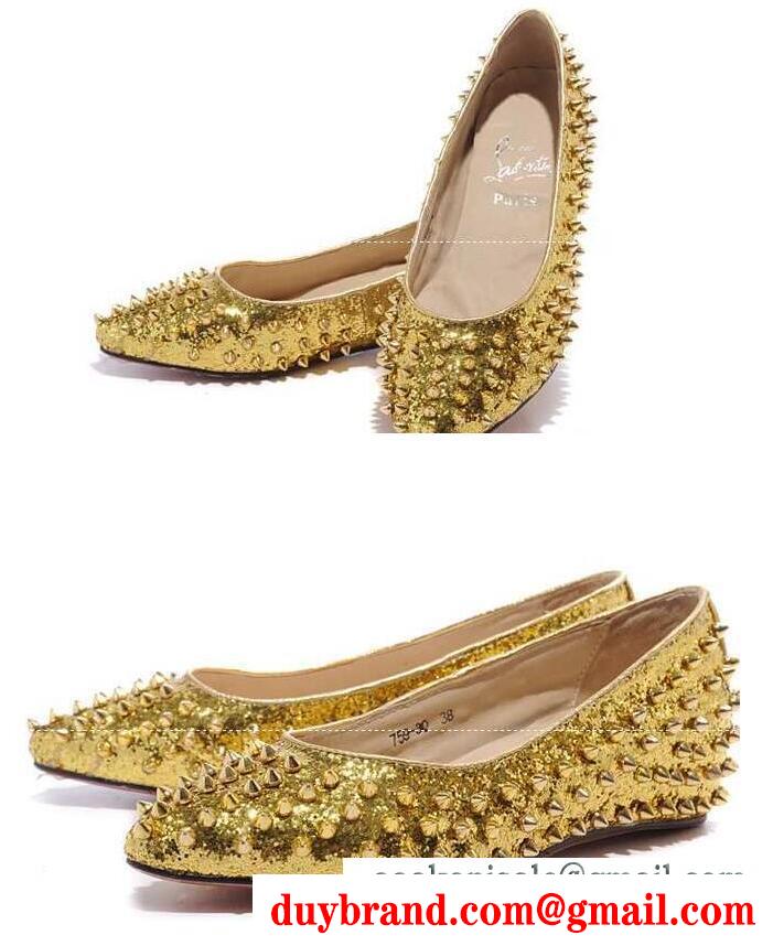 特価セールルブタン靴新作 christian louboutin フィット感が魅力でスニーカーカーキ