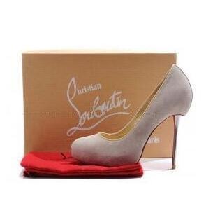 Christian Louboutin Christian Louboutin rất nổi tiếng với các máy bơm gót cao đầy tinh vi và thanh lịch _ Christian lobutin Christian Louboutin_ Thương hiệu giá rẻ 