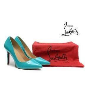 Máy bơm Christian Louboutin gi...