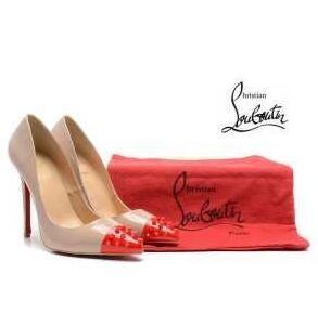 Louboutin New Christian Louboutin mới thanh lịch với sự hiện diện _Ristian louboutin_ Thương hiệu giá rẻ (lớn nhất )