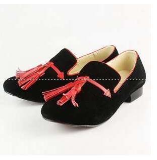 Orange là giày Christian Louboutin Louboutin ấn tượng
