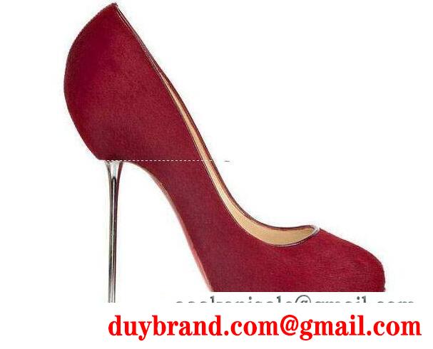  低価格　christian louboutin 　クリスチャンルブタン　完成度が高いパンプス通販 レディース