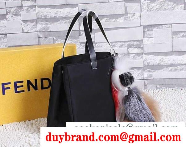  大活躍間間違いなしな新作 FENDI 　評価を高めるフェンディバッグ人気