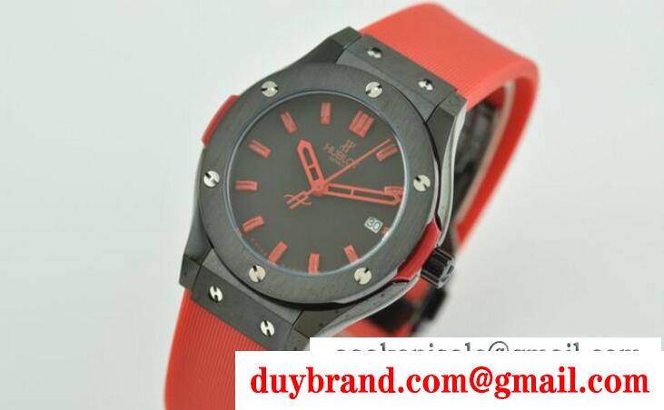 相性抜群のHUBLOT ウブロクラシック フュージョン チタニウム ブラックグミアリゲーターベルト 511.nx.1170.lr メンズ腕時計 