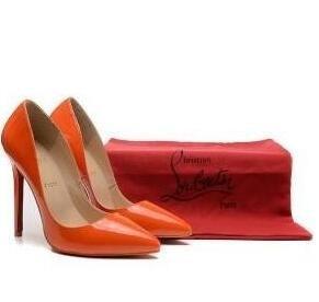 Bơm Louboutin thanh lịch, quý tộc Christian Louboutin phù hợp với người dân  _Ristian louboutin_ Thương hiệu giá rẻ (lớn nhất )