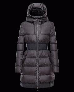 Nữ tính Moncler Ladies Long Down Áo khoác Moncler Puivert xuống bên ngoài
