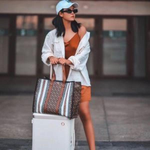 2019 Sự chú ý tuyệt vời Trendy...