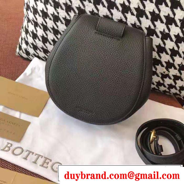 化粧バッグ 夏気分UP最新コレクション ボッテガ ヴェネタ BOTTEGA VENETA  多色選択可 新作コレクションを見る