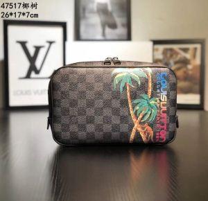 Cần thiết hàng ngày Louis Vuitton Louis Vuitton Bag Mini Business Mini Business với bàn tay bằng da chính hãng
