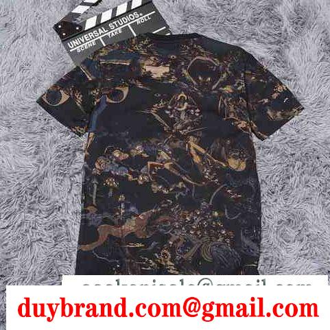 汚れしにくいGIVENCHYジバンシーコピーｔシャツメンズのブラックシルエットな雰囲気半袖トップス