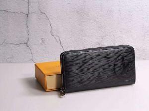 Louis Vuitton Louis Vuitton Bu...