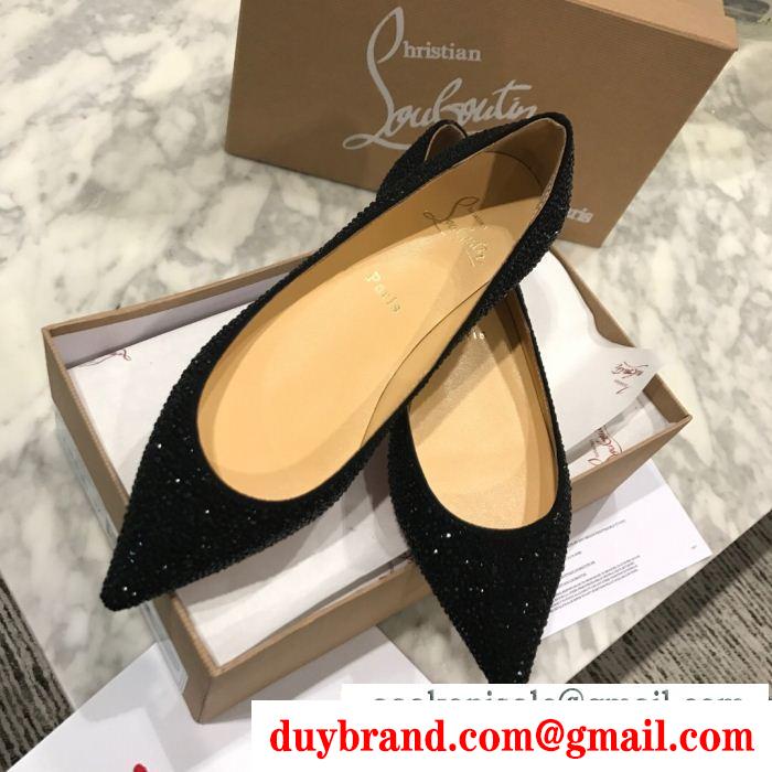 華やかな魅力を放ったルブタンコピーChristian louboutinブラックのクリスタル付きフラットレディースパンプス